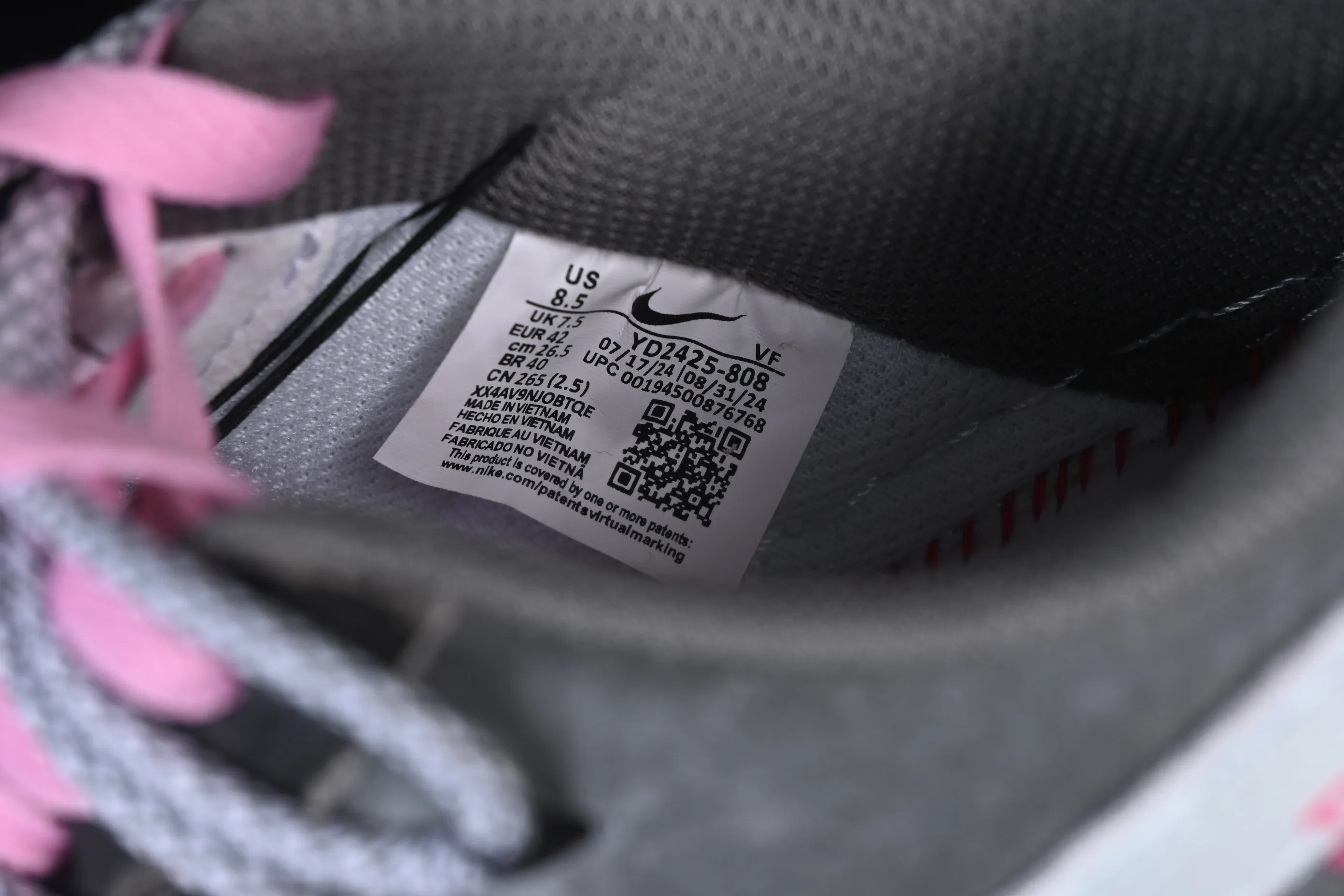 All categories Nk Air Force 1 Air Force series Nk Air Force 1 Low Air Force low top Nike Air Force 1'07 Low "Gray-Pink Lucky Charm" Hand-painted graffiti Gray pink lucky charm Air Force 1 low-top casual sneakers YD2425-880